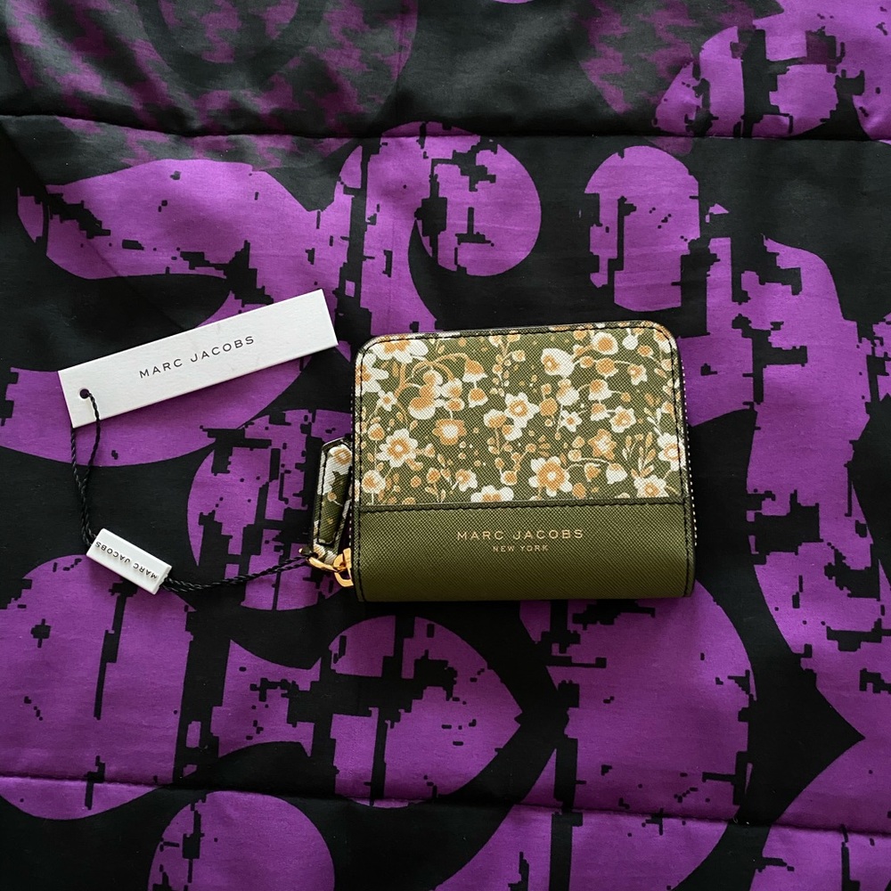 Marc Jacobs wallet - avocado multi